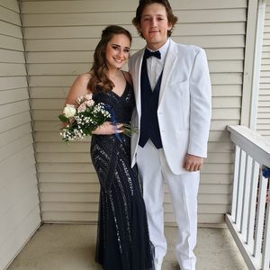 Meet your Posher, Annette